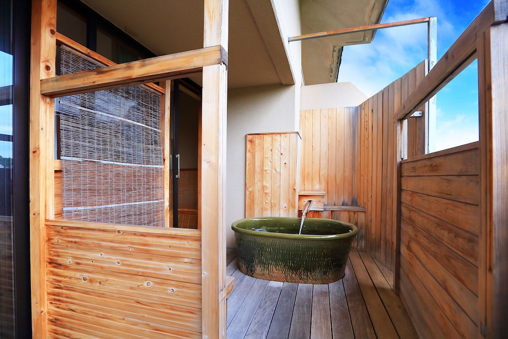 Suite room with open-air bath, Non Smoking photo 2