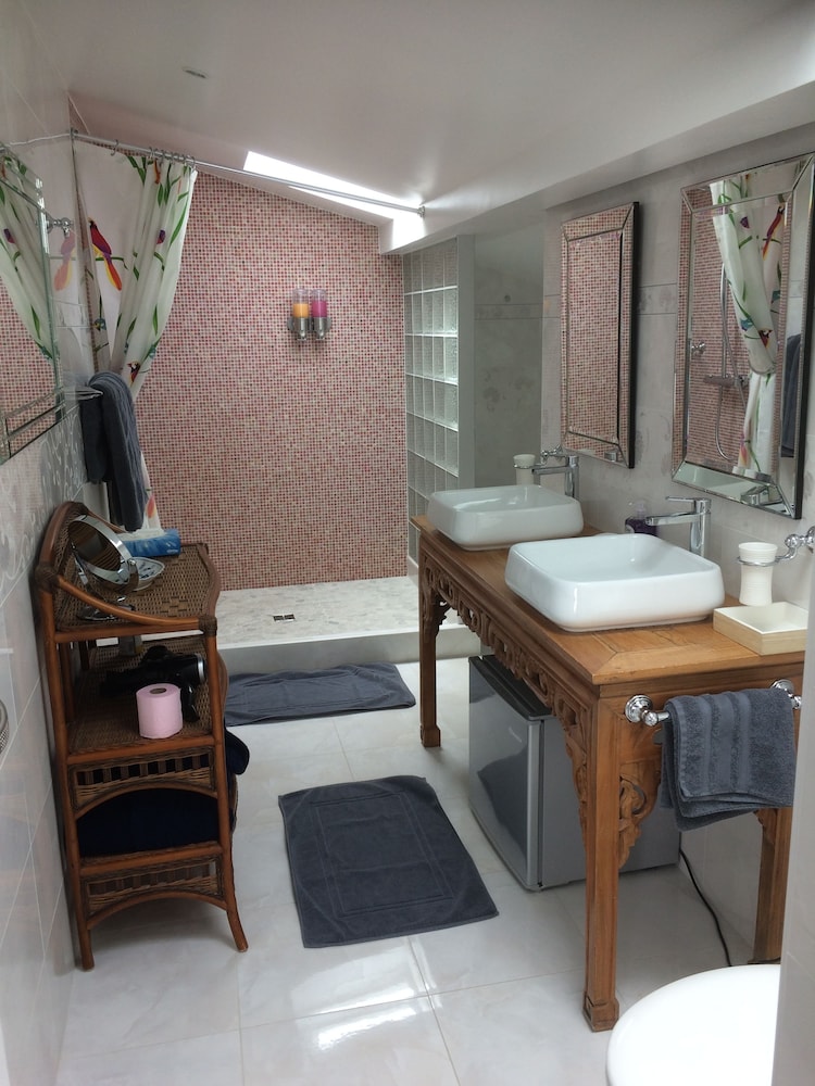Double Room, Balcony (Hortensia) photo 2