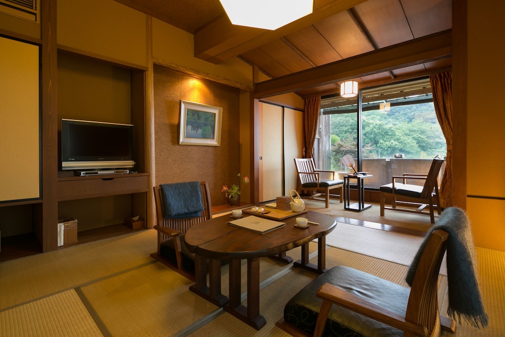 203 Hatsune, Ocean View photo 1