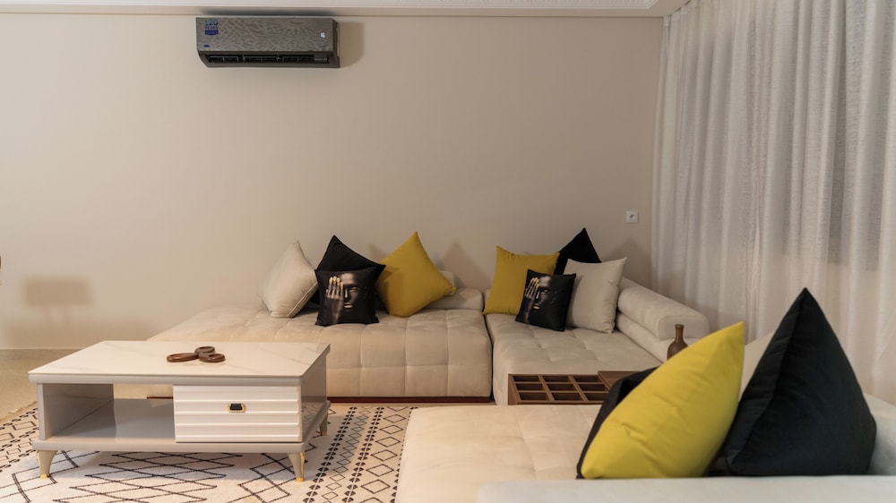 Comfort Suite, 2 Bedrooms, Mountain View