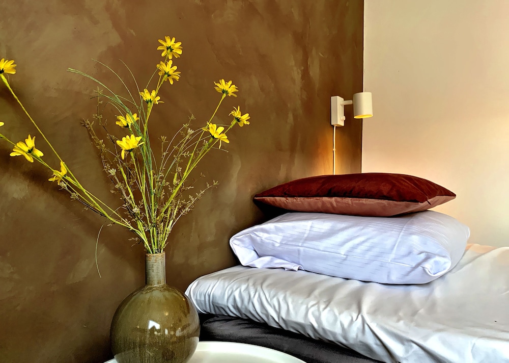 Family Quadruple Room, 1 Queen Bed with Sofa bed photo 2