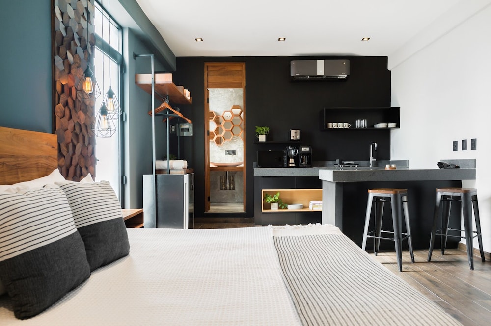 Deluxe Studio, Balcony, City View