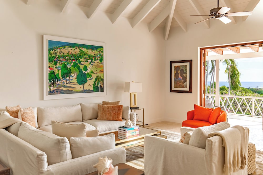 Five Bedroom Sunset Hill Villa