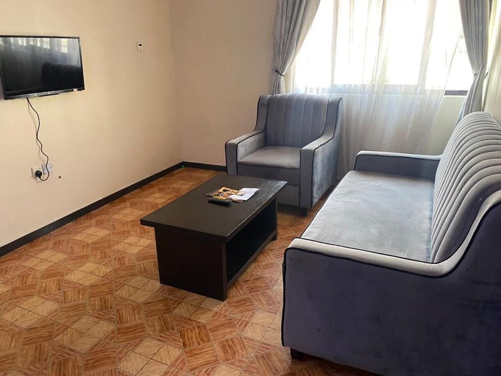 Executive Room - Photo 3