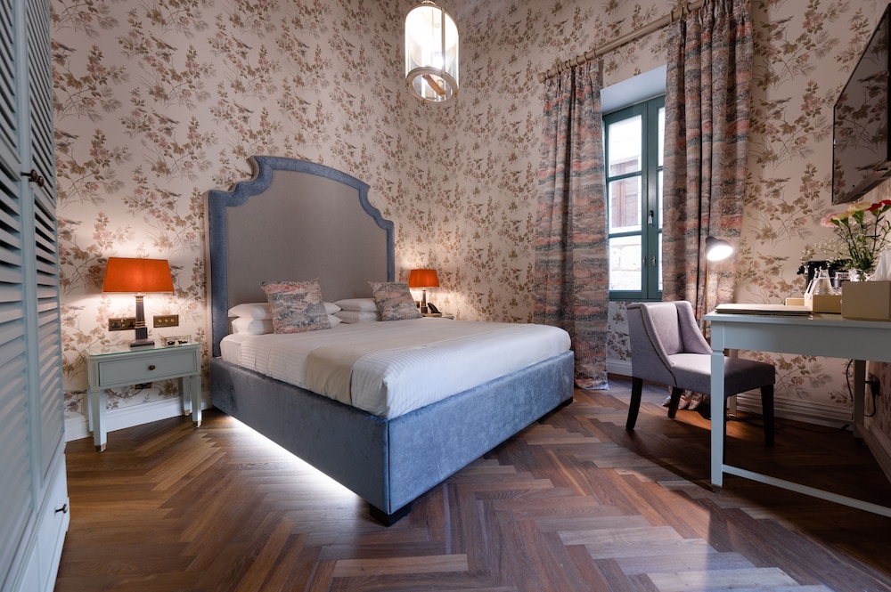 Suite (Murina)