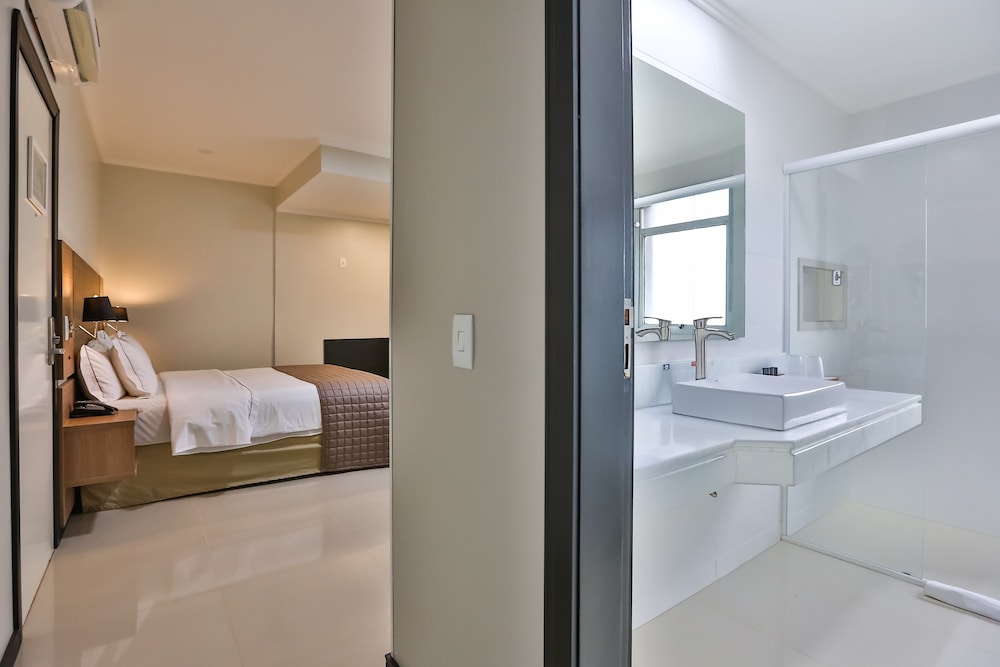 Room, 2 Twin Beds, Non Smoking - Photo 3
