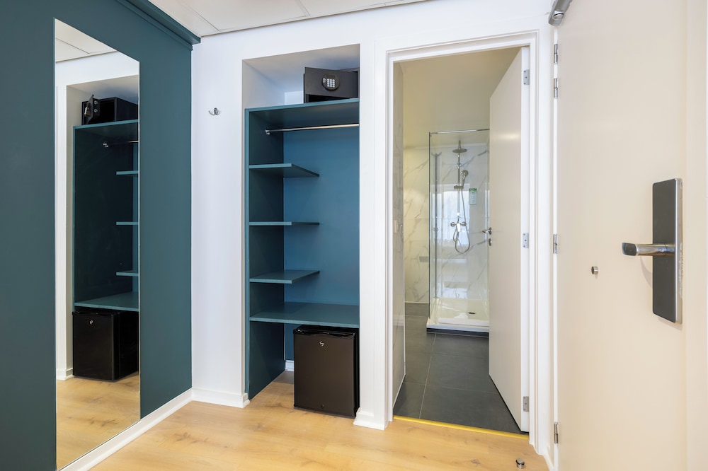 Standard Double Room - Photo 6
