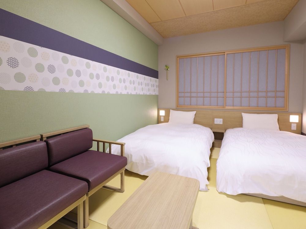 Twin Room, Non Smoking (No Room Cleaning) photo 2