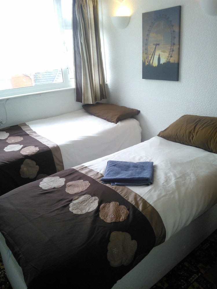 Twin Room, 2 Twin Beds, Ensuite