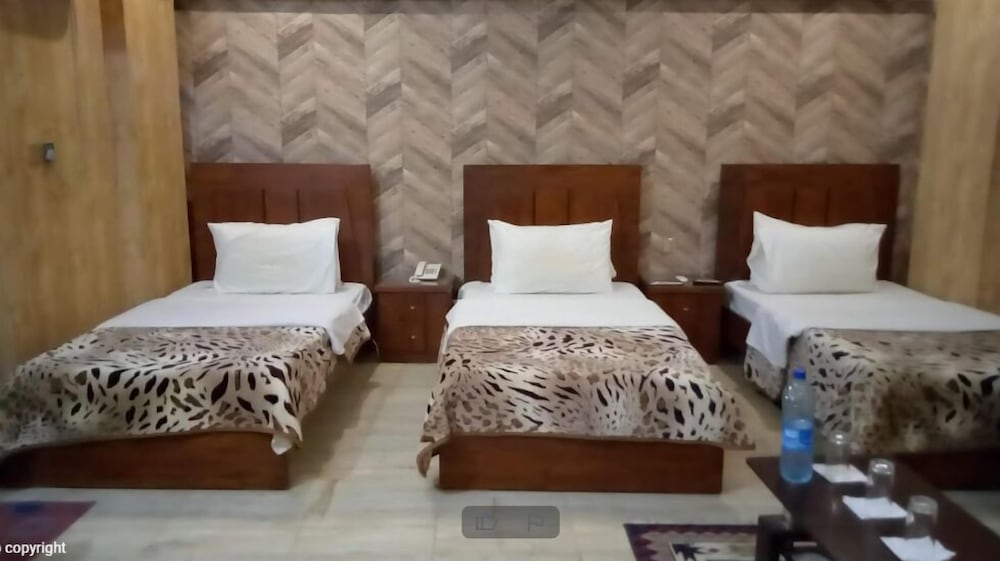 Deluxe Triple Room photo 2