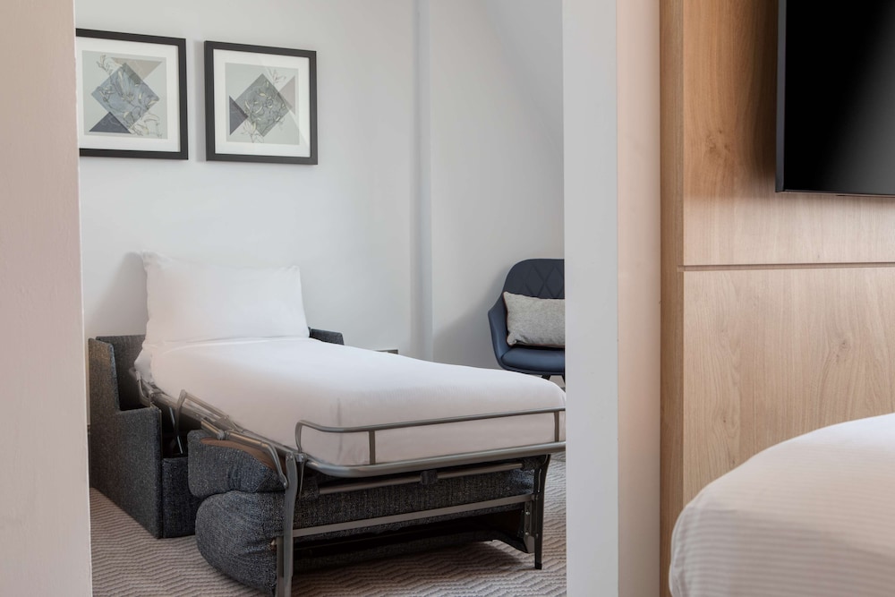 Room, 1 Double Bed with Sofa bed photo 1