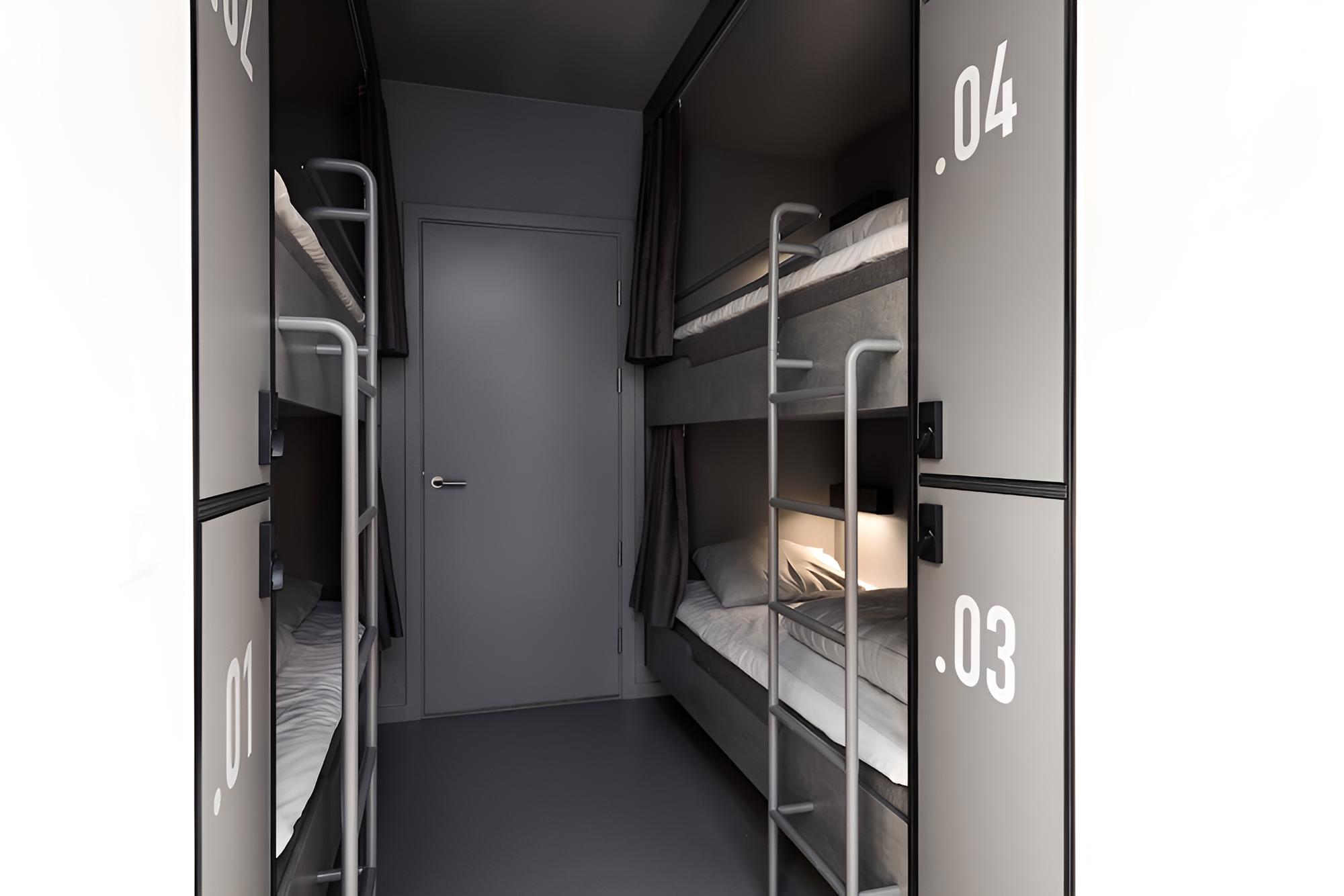 Standard Room, Multiple Beds, Private Bathroom (4 person) photo 1