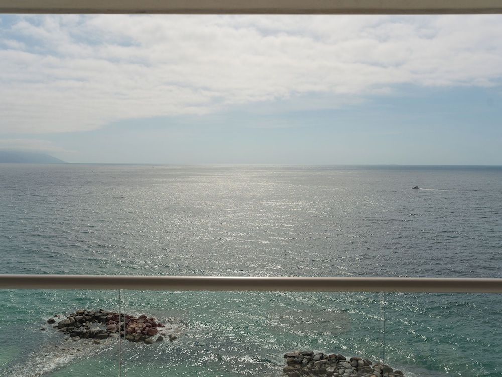 Deluxe Room, 2 Bedrooms, Ocean View