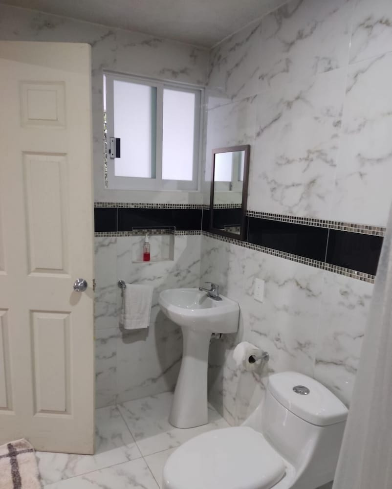 Classic Double or Twin Room photo 3