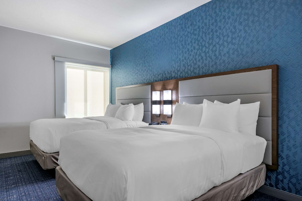 Suite, Multiple Beds, Accessible, Non Smoking - Photo 7