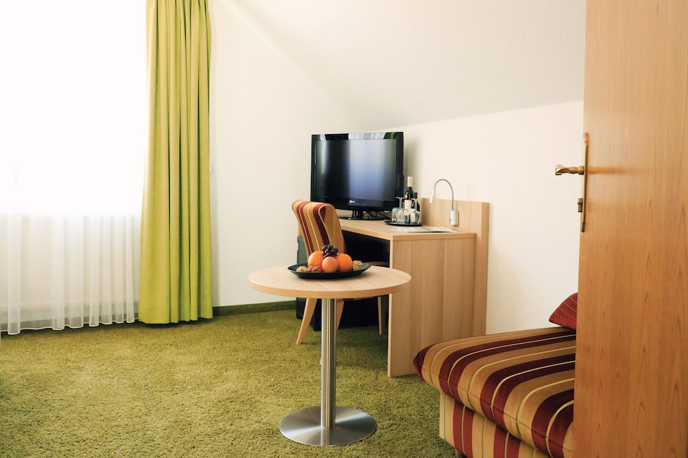 Comfort Room - Photo 2