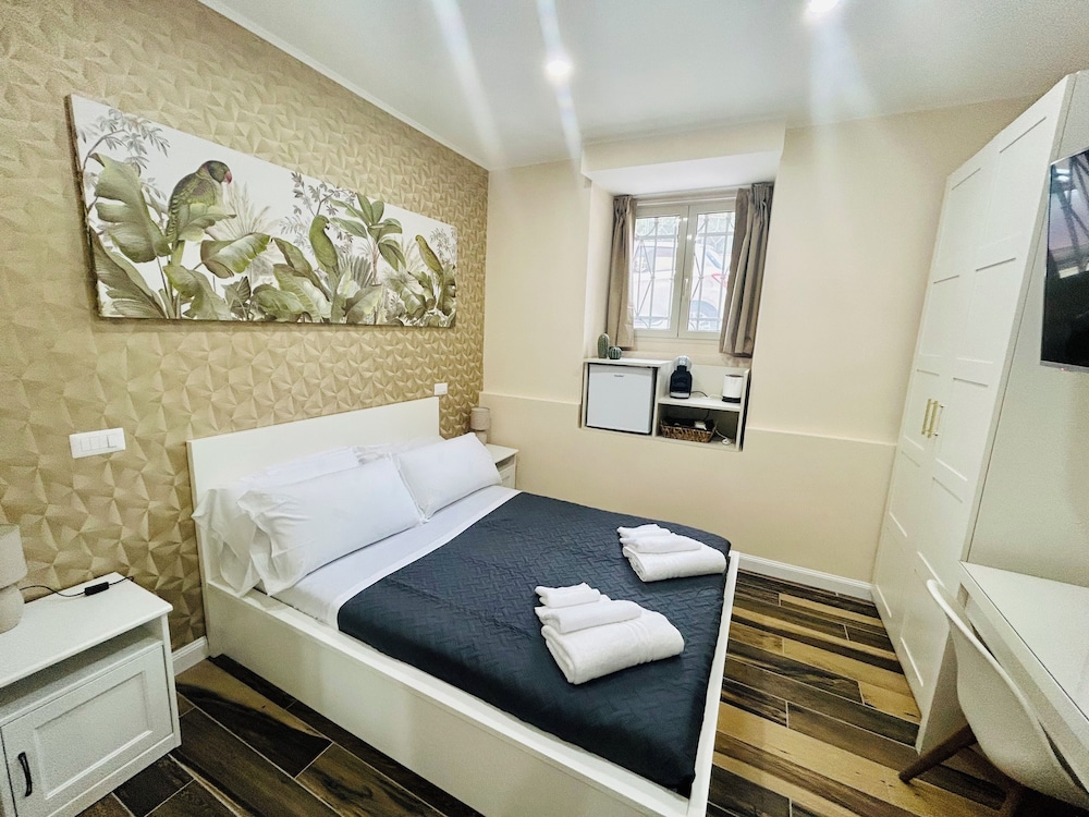 Elite Room