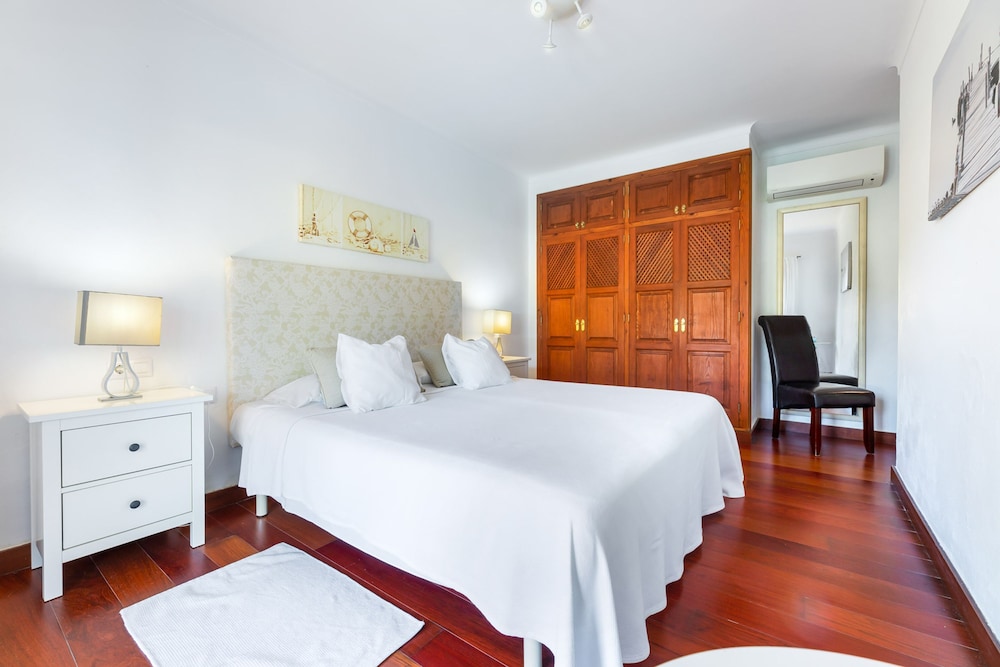 Villa Can Domingo in Cala Sant Vicen, Photo 2