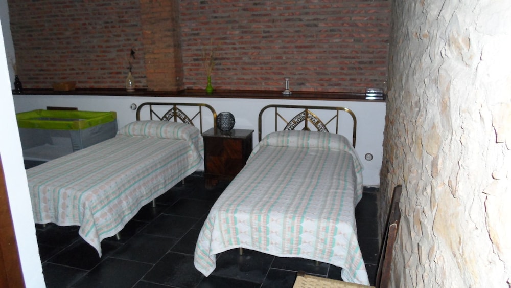 Casa de Negocios, 2 Habitaciones (Tomillo)
