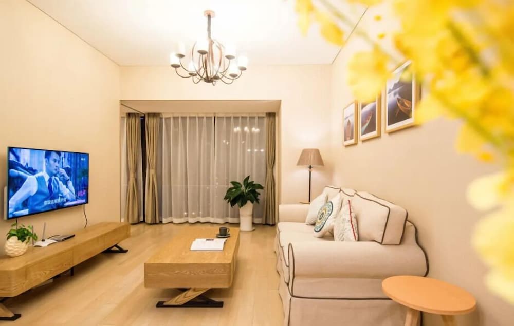 Traditional Suite