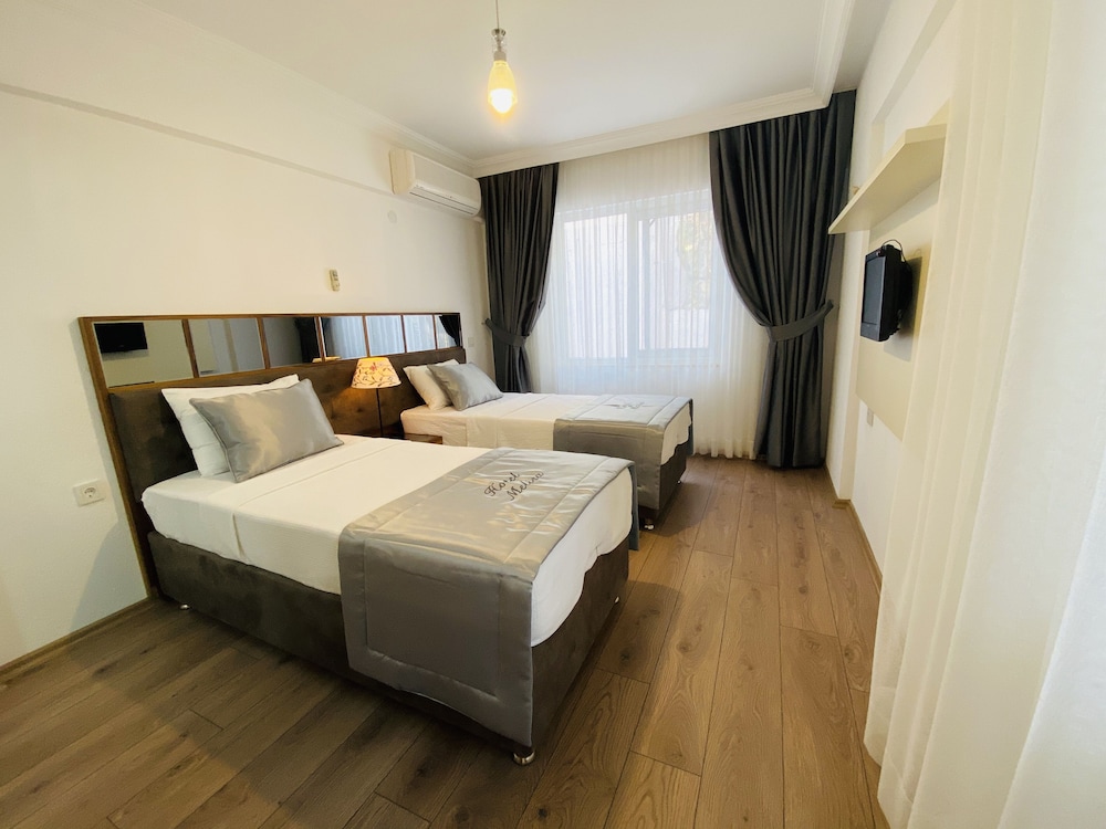 Standard Twin Room - Photo 1