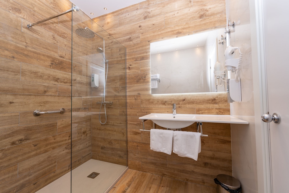 Triple Room - Photo 4