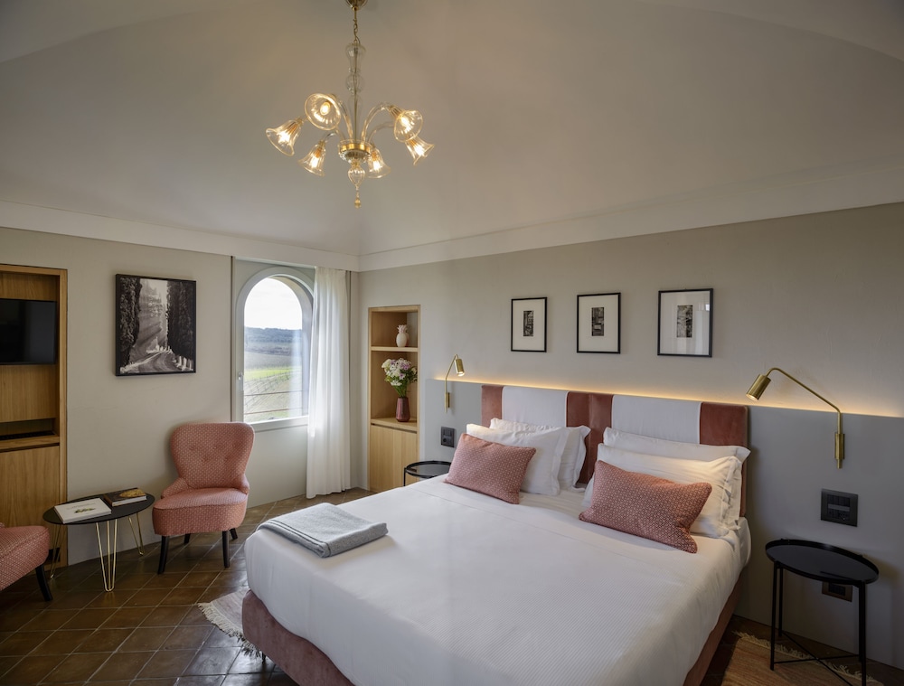 Deluxe Double Room, Hill View
