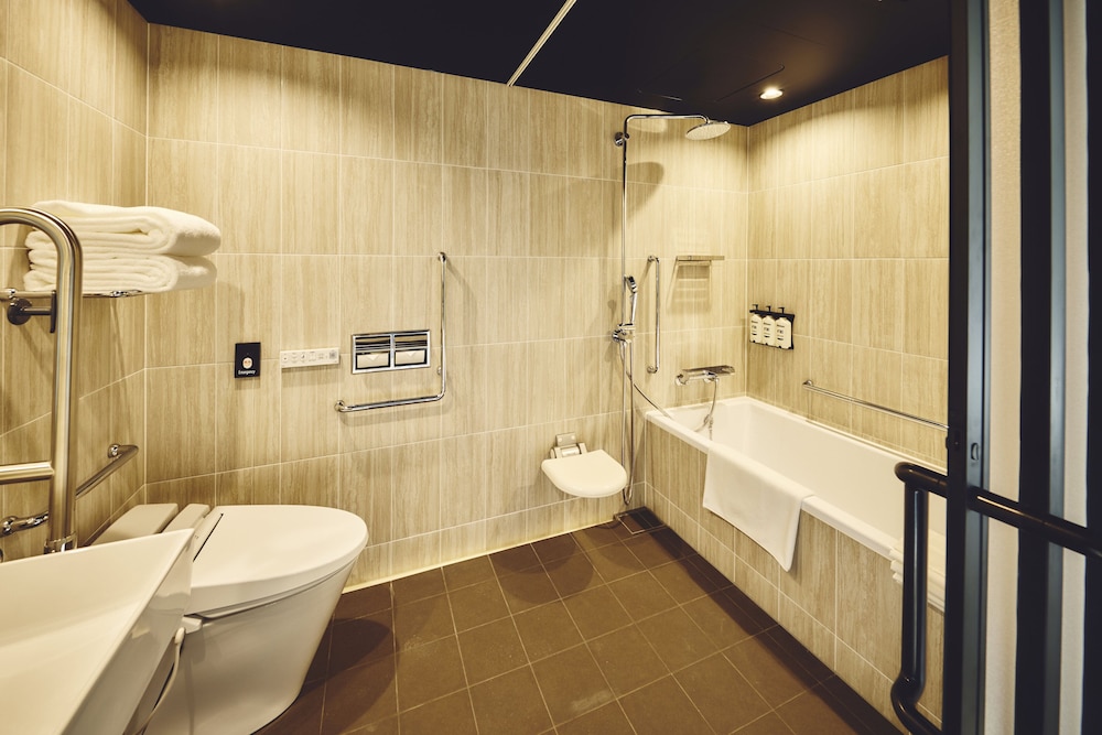 Standard Room, 2 Twin Beds, Accessible, River View - Photo 6