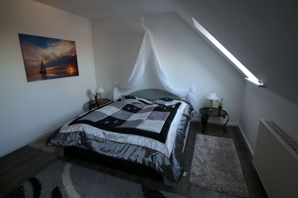 Comfort Apartment, 2 Bedrooms photo 1