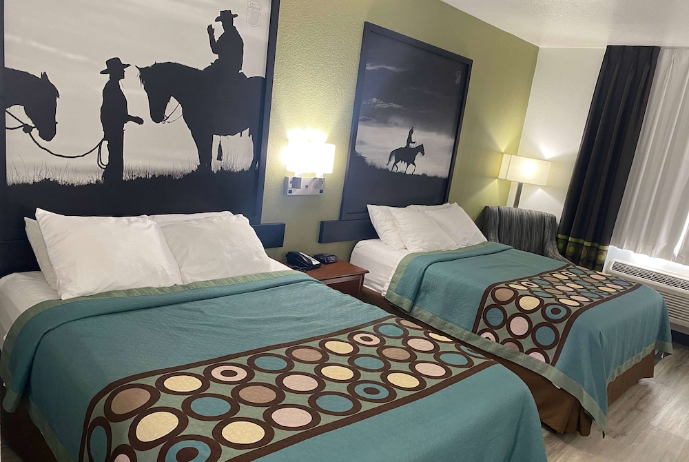 Standard Room, 2 Queen Beds photo 3