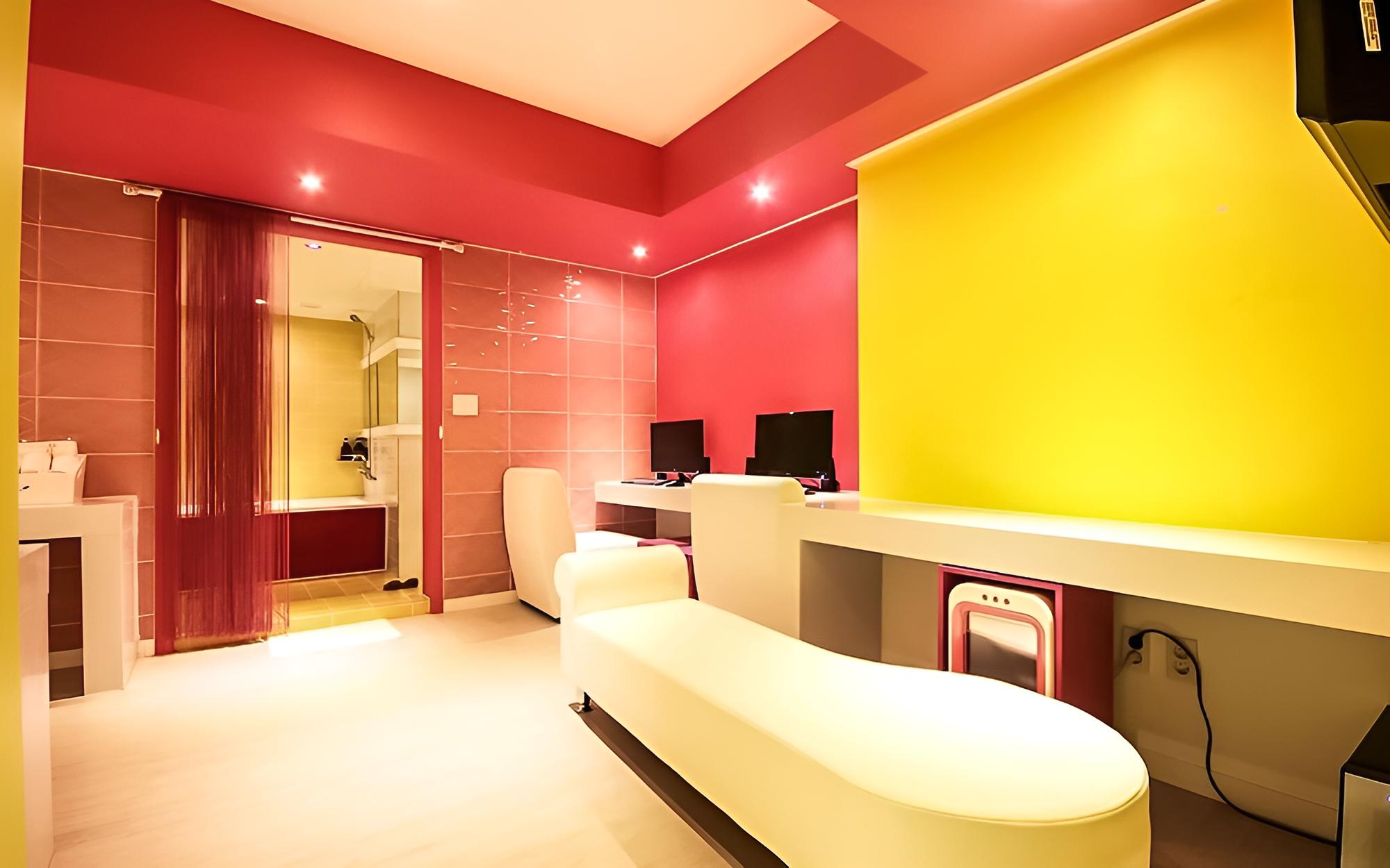 Room (VVIP) - Photo 17
