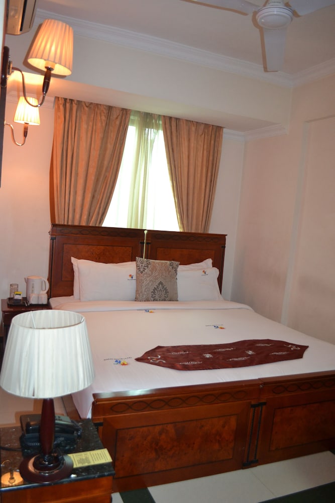 Standard Room photo 3