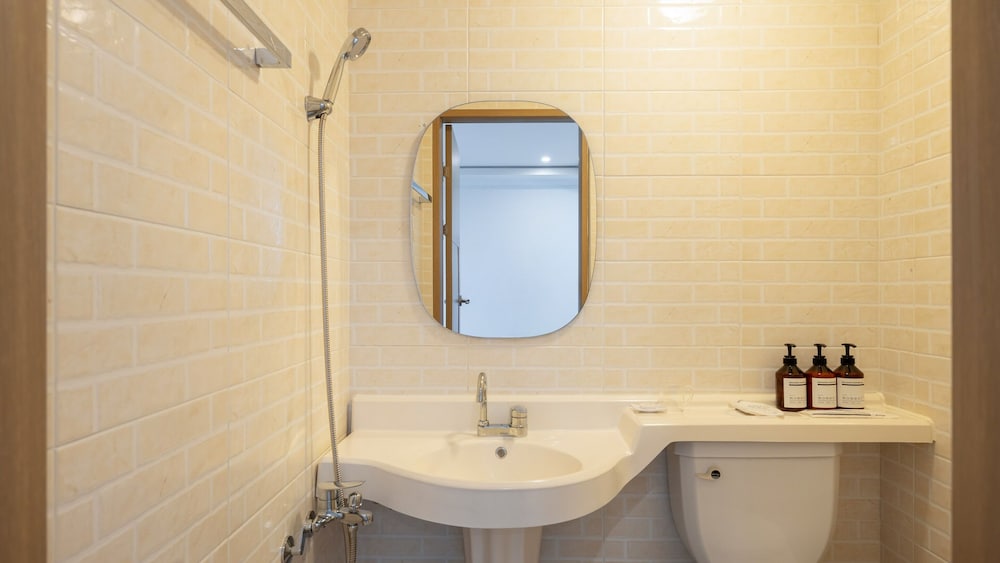 Basic Room, 1 Bedroom (mulbyeongjali A(osyeonbyu)) - Photo 6
