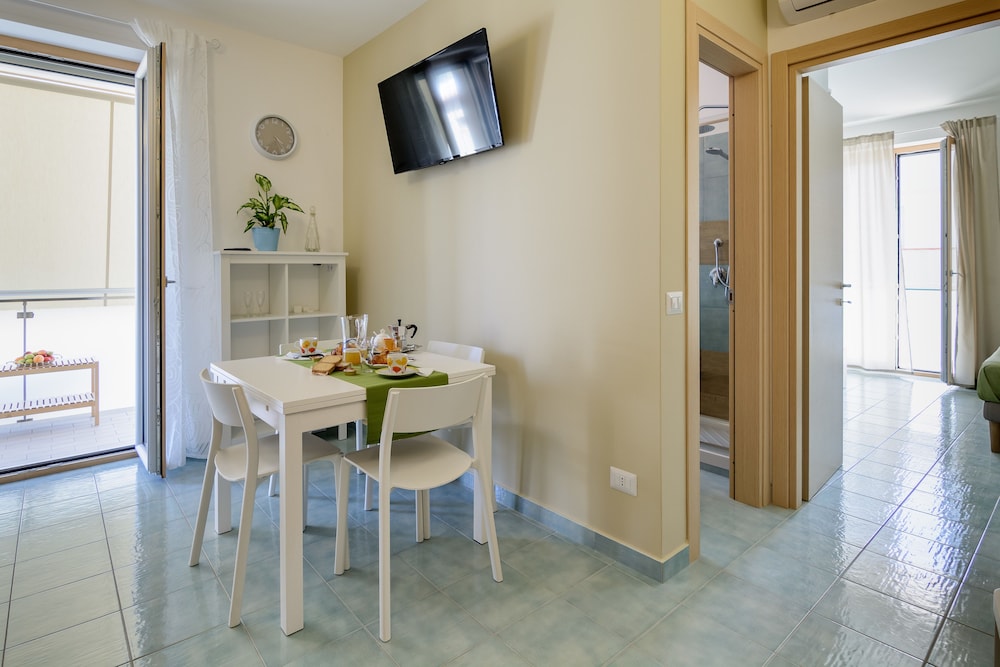 Comfort Suite, Partial Sea View photo 2