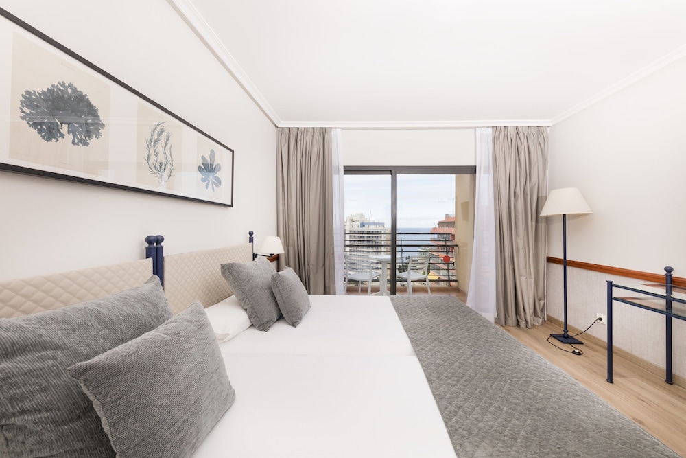 Double Room, Sea View (2 Adults) - Photo 4