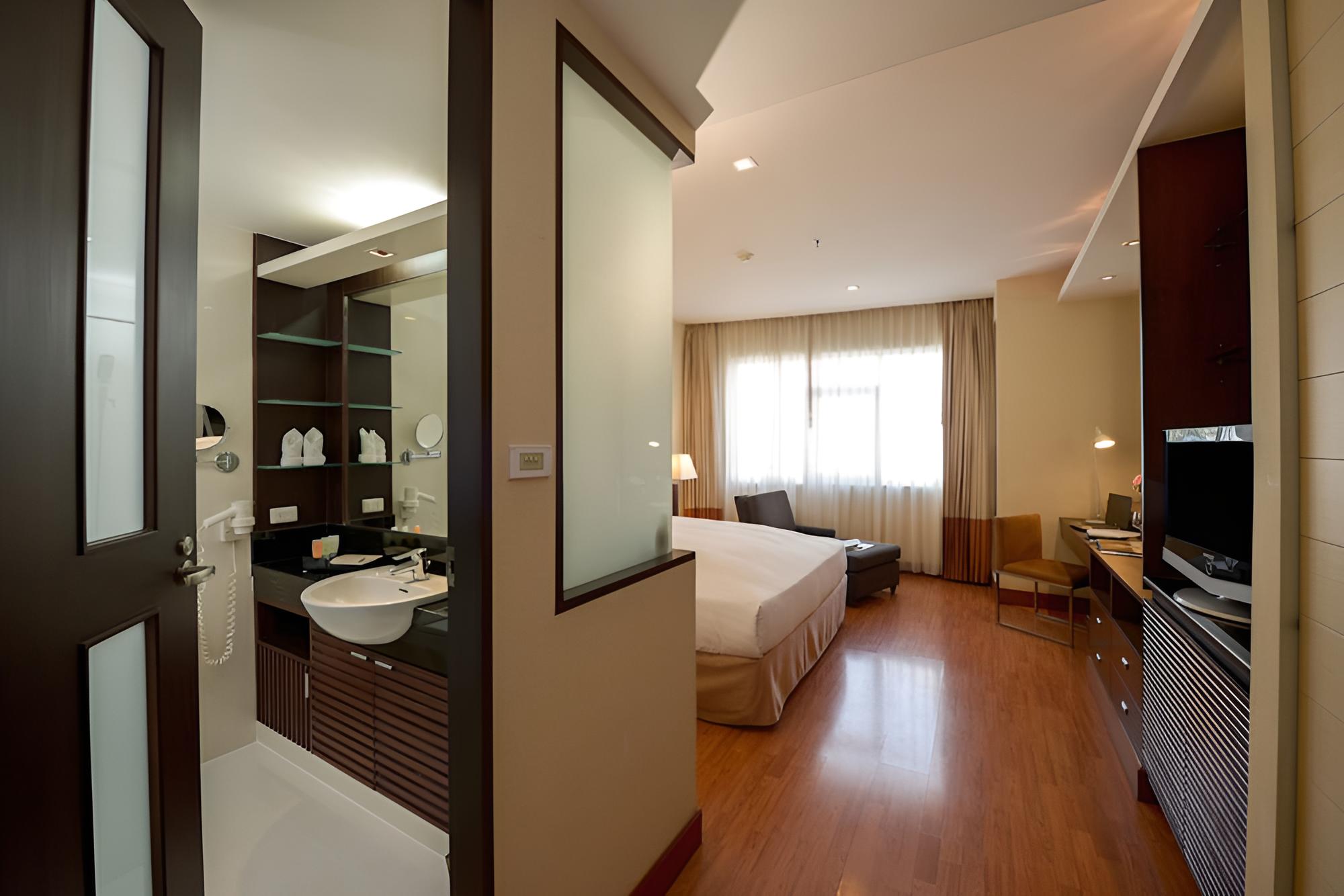 Deluxe Room, 2 Twin Beds photo 3