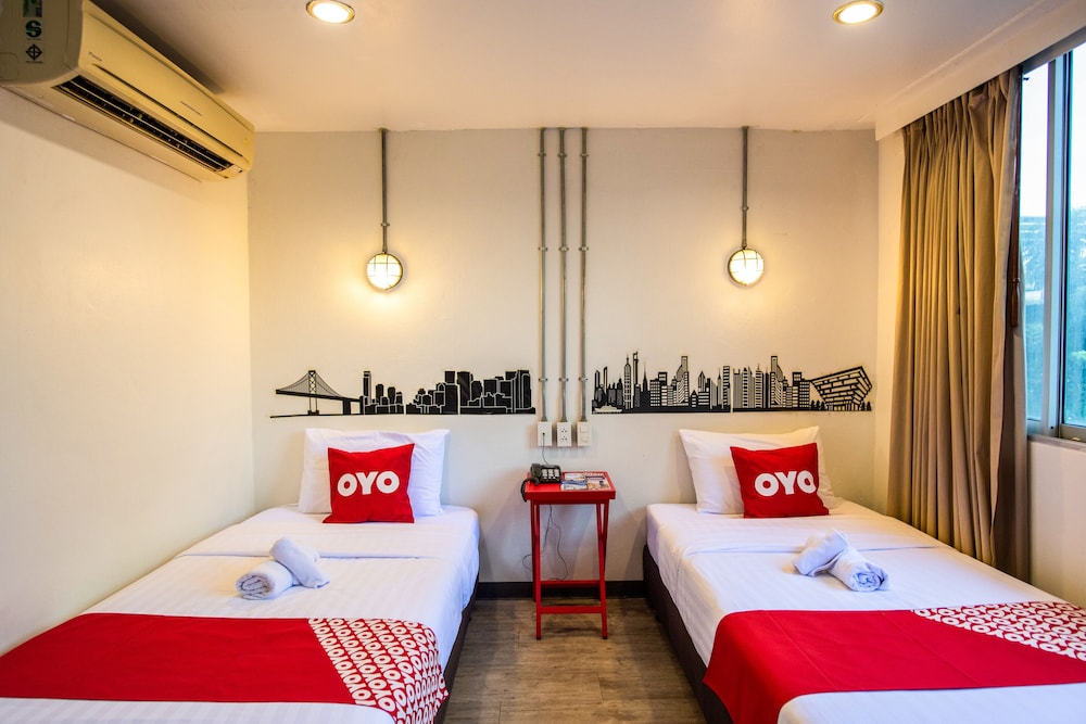 Deluxe Twin Room photo 2