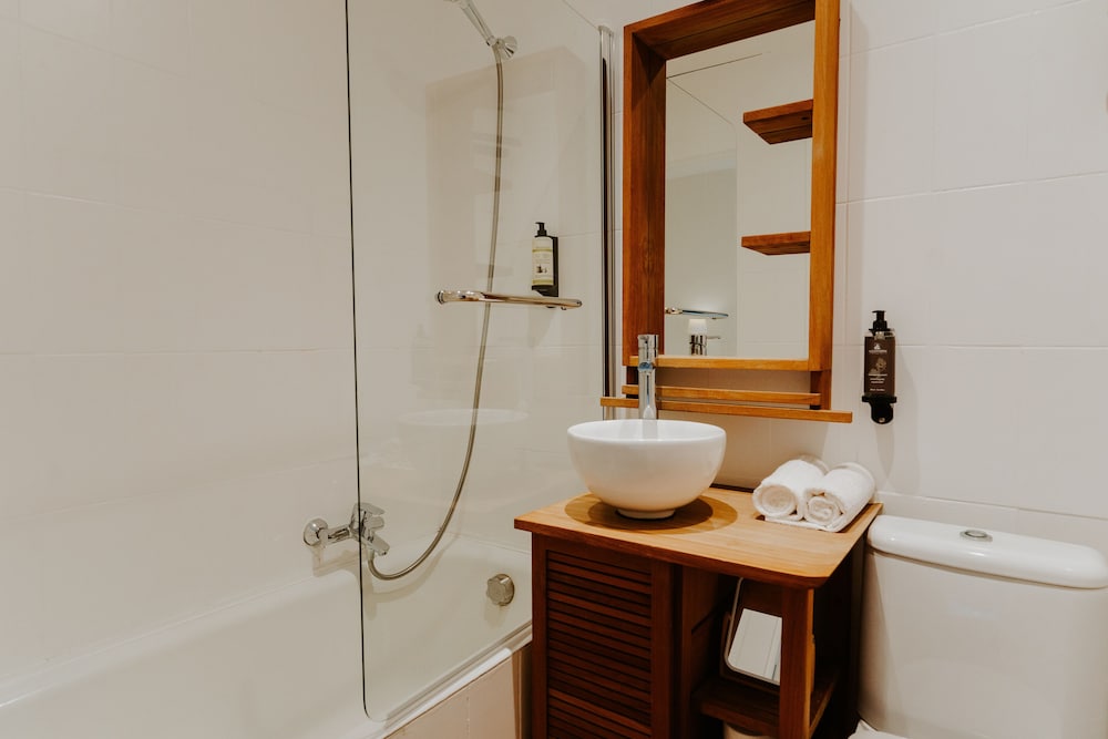 Economy Double Room photo 2