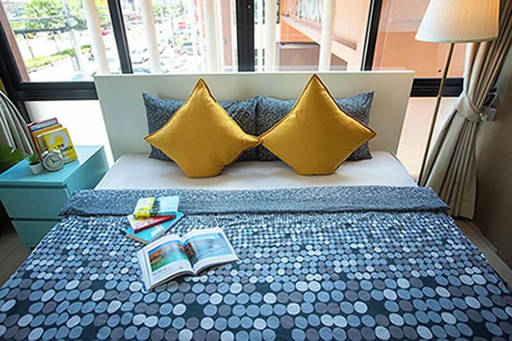 Deluxe Double Room, City View photo 1