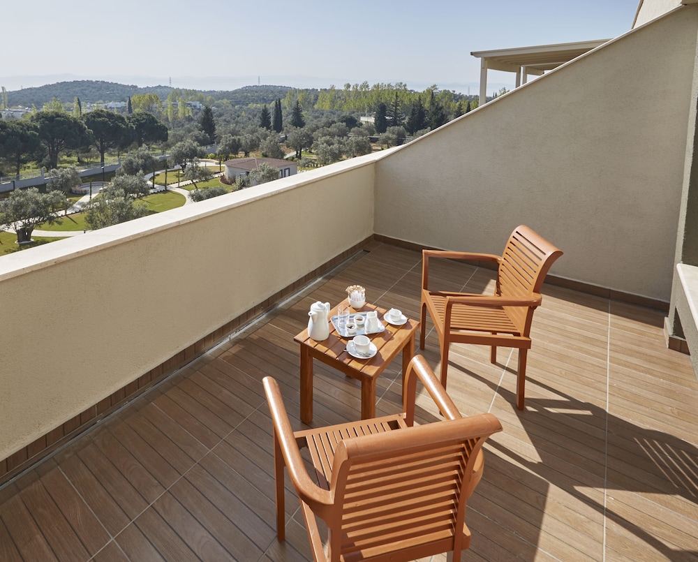 Suite, Multiple Beds, Non Smoking photo 2