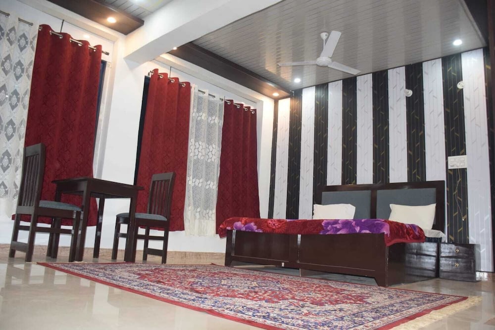 Triple Room, City View photo 1
