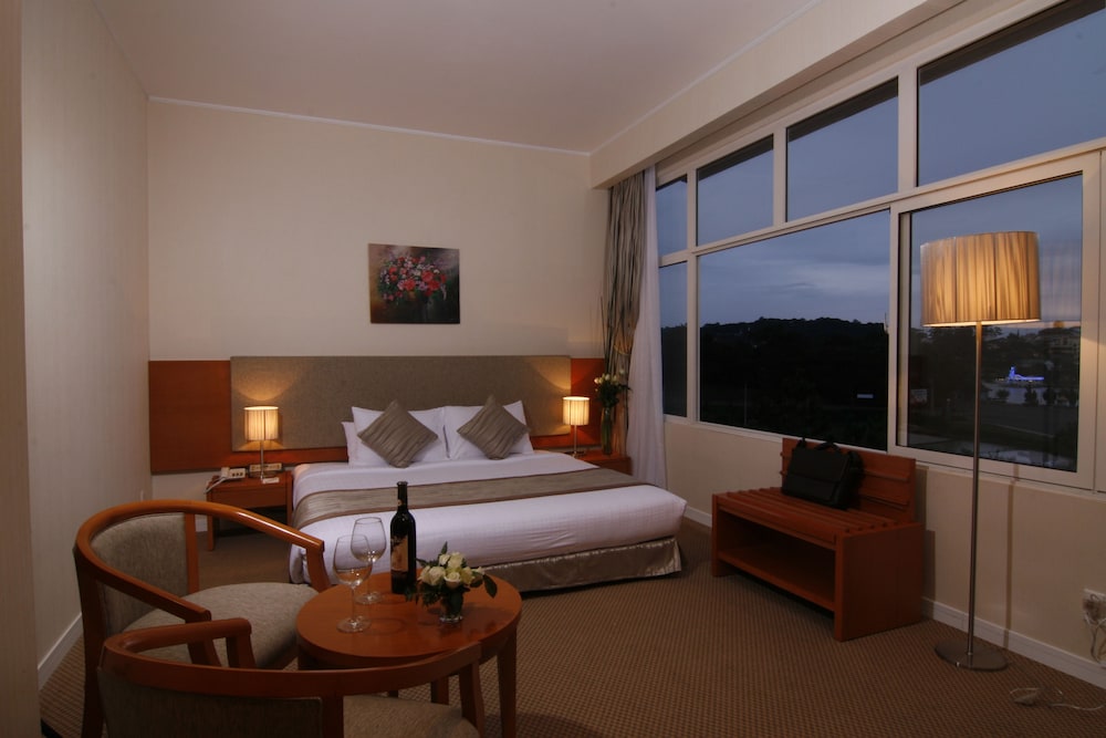 Deluxe Double Room - Photo 12