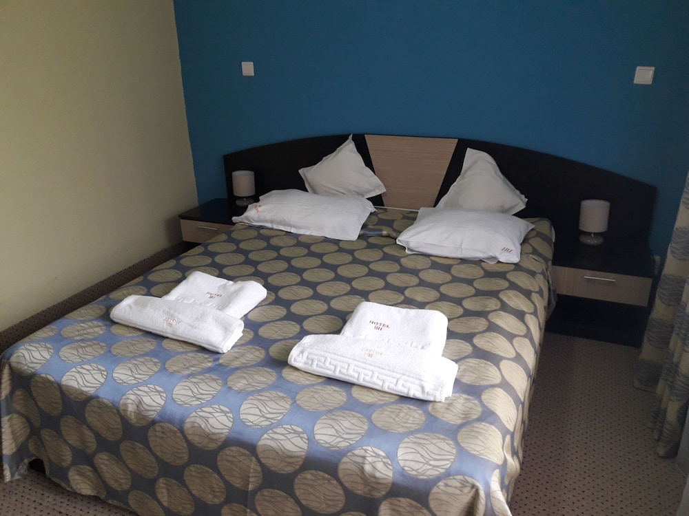 Standard Triple Room photo 3