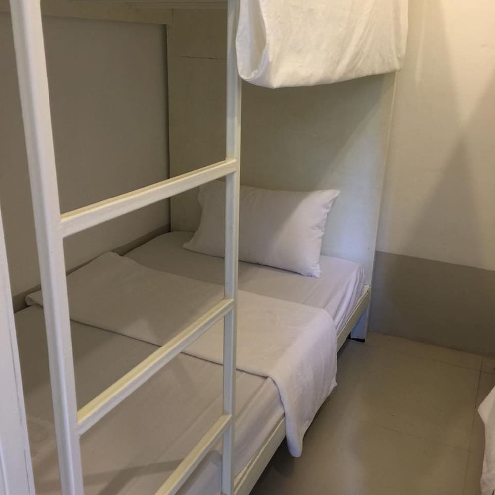1 Bed in 4 Beds Mixed Dorm photo 3
