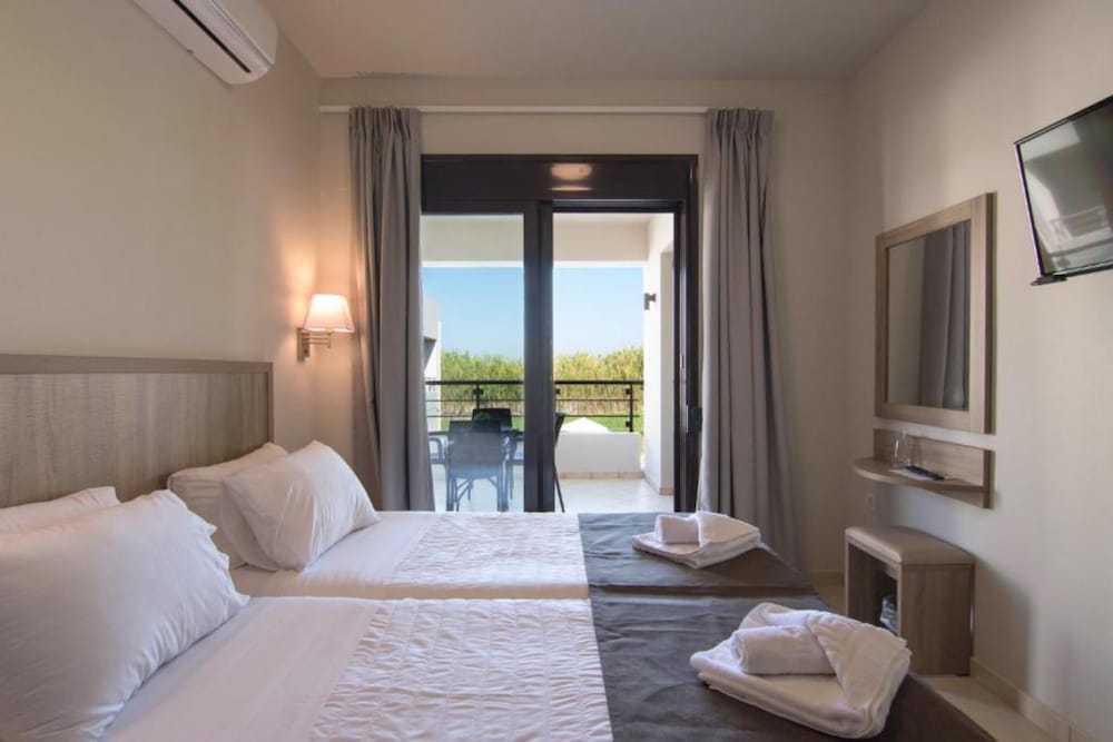 Apartment, 2 Bedrooms, Resort View photo 3