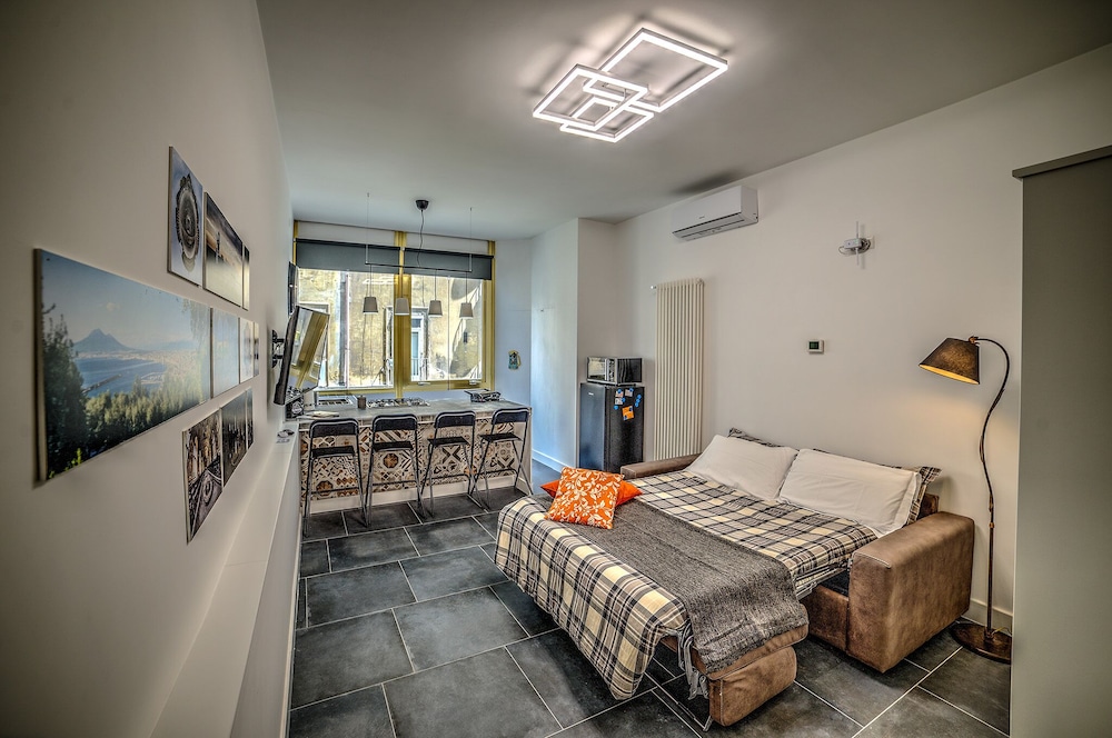 Double Room, Private Bathroom (External)