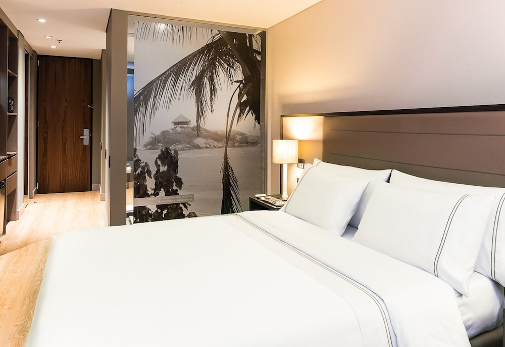 Premium Double Room, 1 Queen Bed photo 3