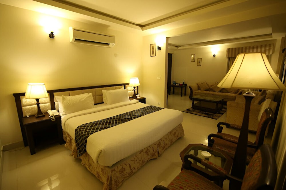 Deluxe Single Room photo 3