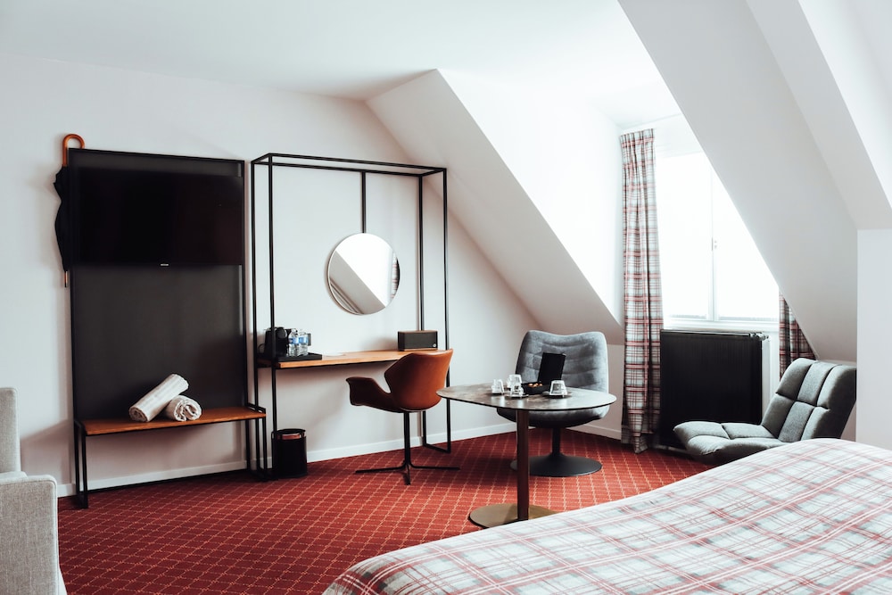 Superior Suite, 1 Double Bed with Sofa bed (The Cosy Family Suite) - Photo 8