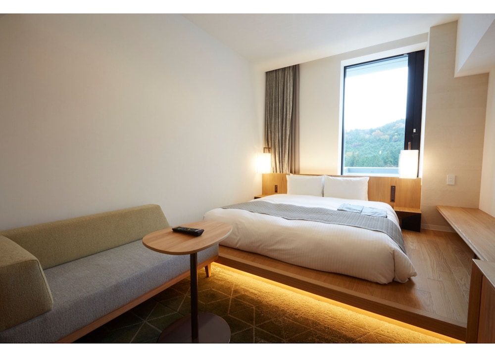 Double Room, Non Smoking - Photo 4